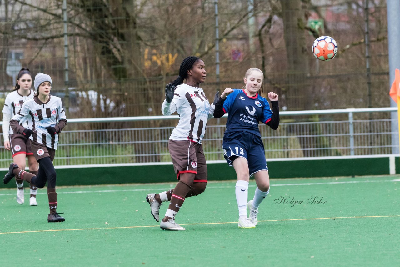 Bild 77 - wBJ VfL Pinneberg - St. Pauli : Ergebnis: 7:0 (Abbruch)